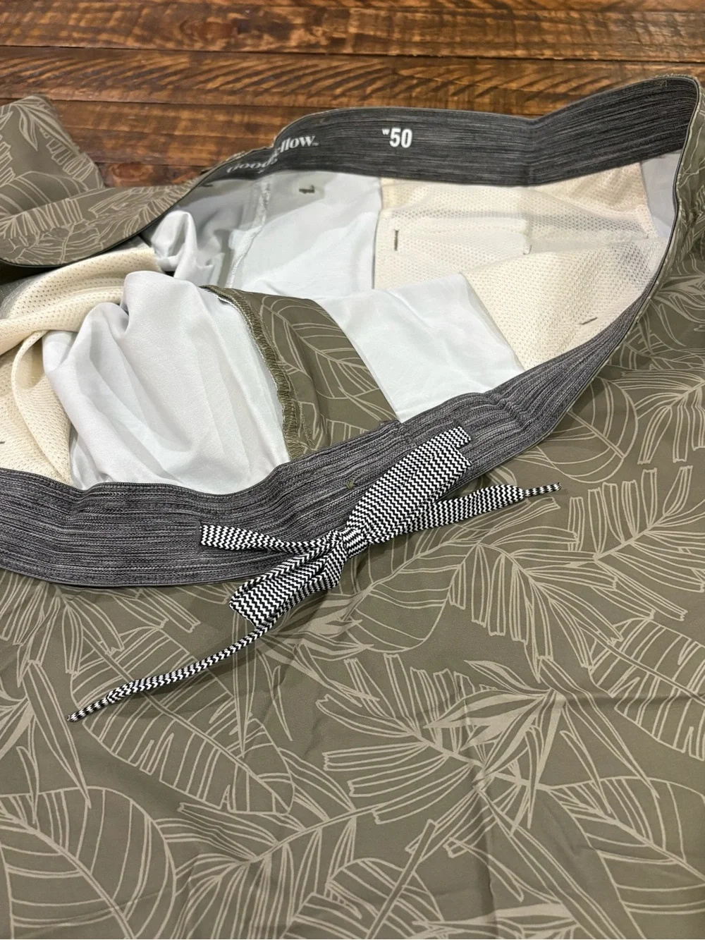 Goodfellow & Co lightweight hybrid